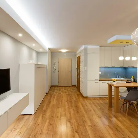 Apartament Jurajska Plaza, Prywatne Miejsce Parkingowe , Targi Kielce Exterior photo